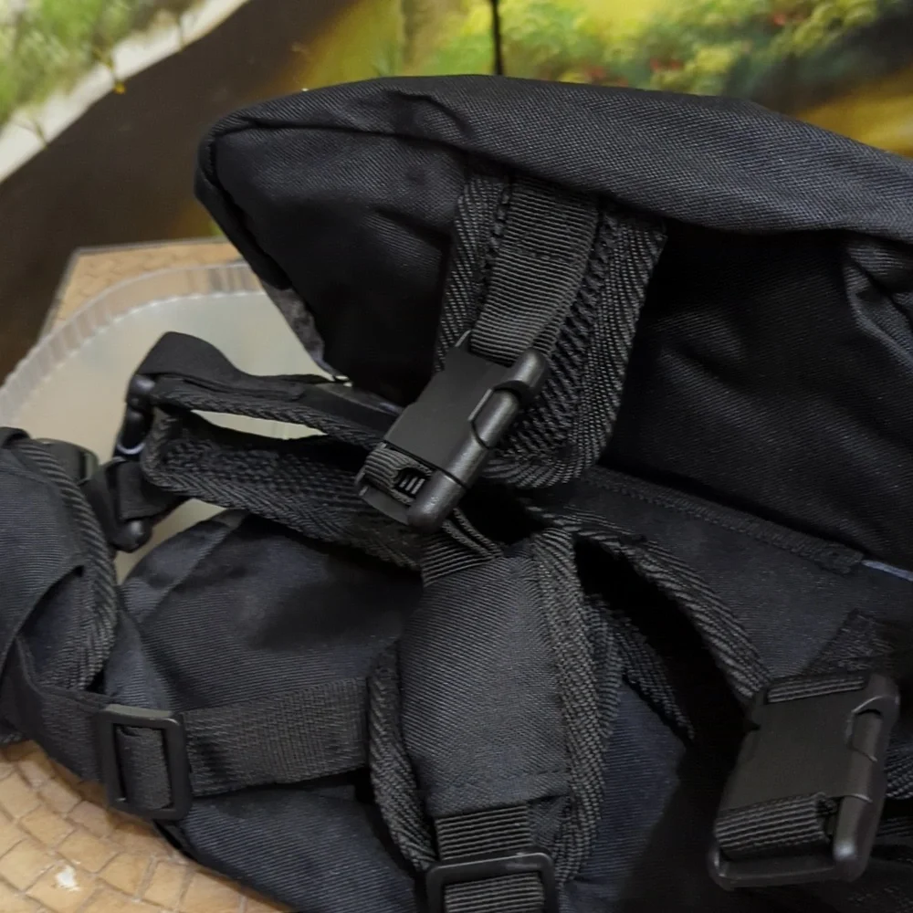 NWT Zippy Paws Adventure Dog Backpack - Gray